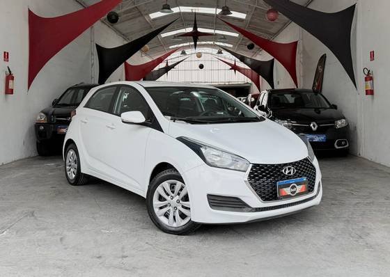 HYUNDAI HB20 1.6 COMFORT PLUS 16V FLEX 4P MANUAL